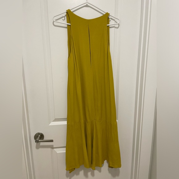 NEGOTIABLE PRICING EXCELLENT CONDITION - Picture 2 of 2